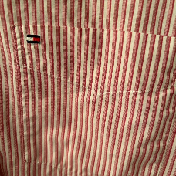 Large Tommy Hilfiger Shirt - Picture 3 of 4